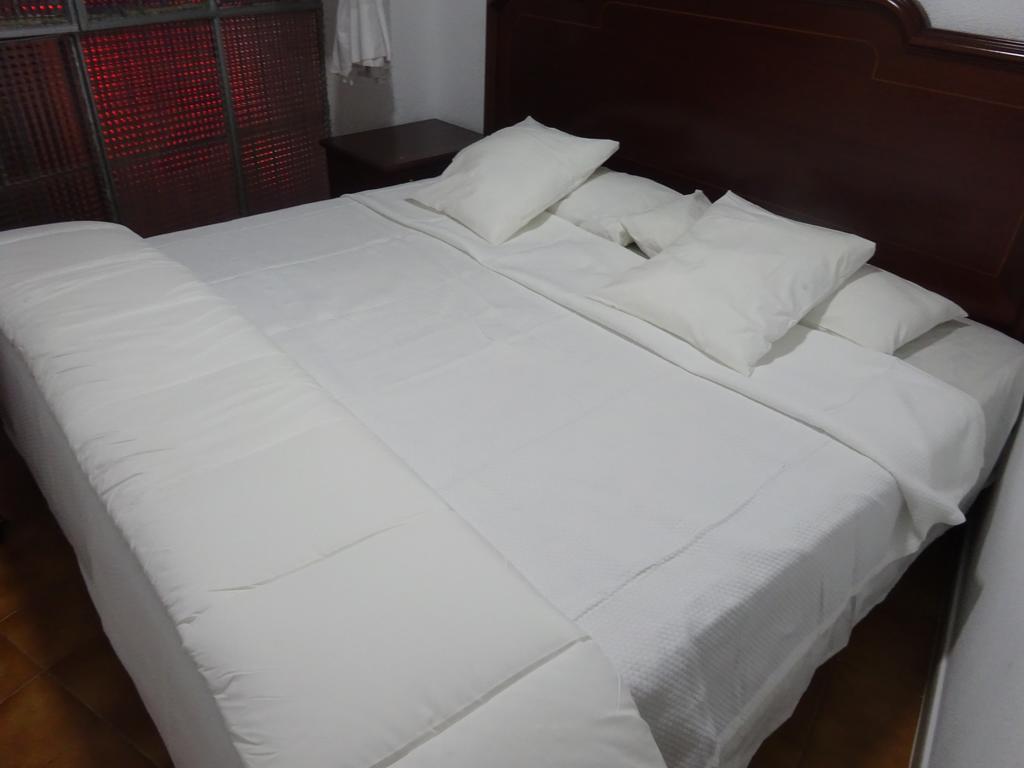 Hostal Lavapies Madrid Rum bild