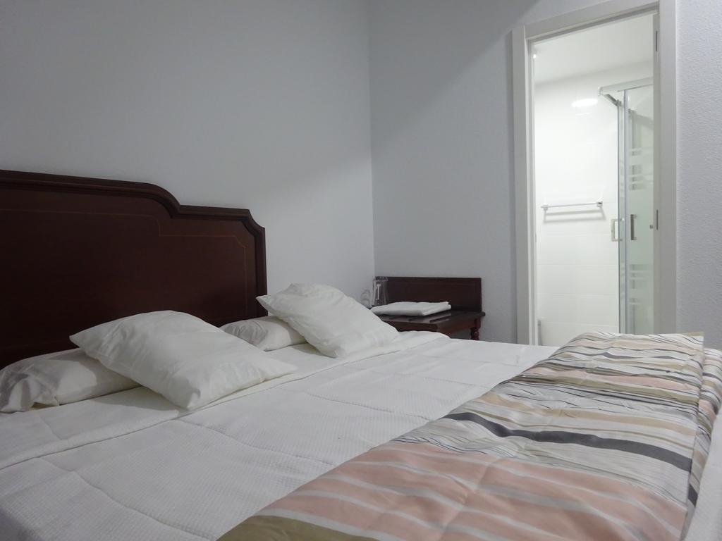 Hostal Lavapies Madrid Rum bild